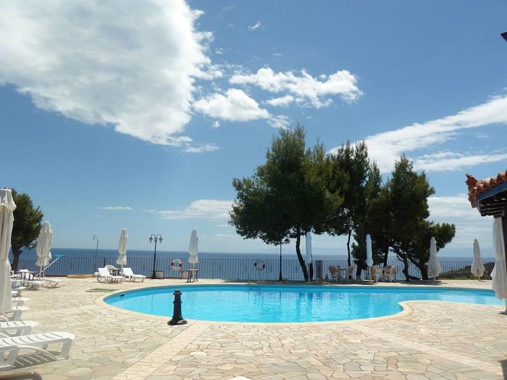 Milia Bay Hotel Apartments Exterior photo