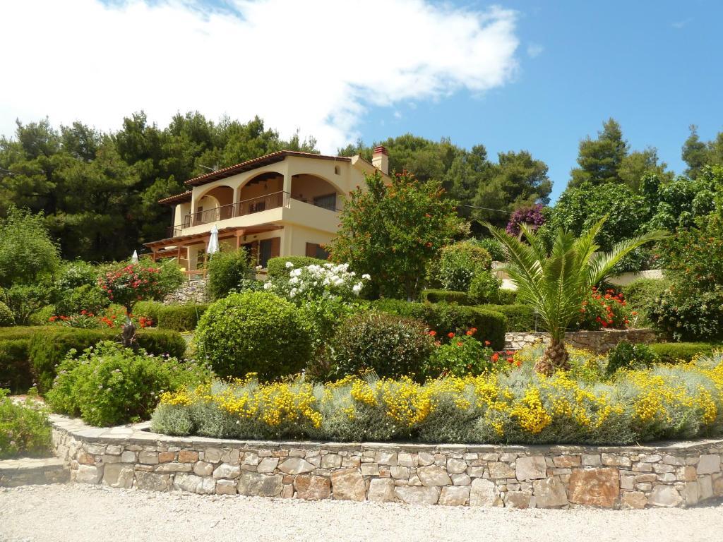 Milia Bay Hotel Apartments Exterior photo